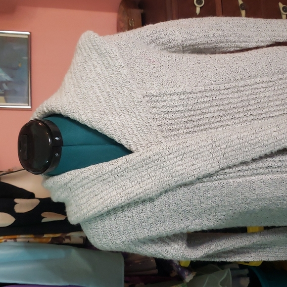 Super soft comfy Volcom fluffy jacket duster coat - Picture 4 of 5